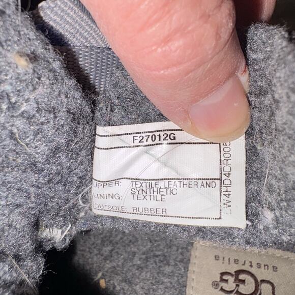 Uggs Marrais Winter Plaid Wool Lined Boots Size 7 Slip On EUC - Picture 8 of 10